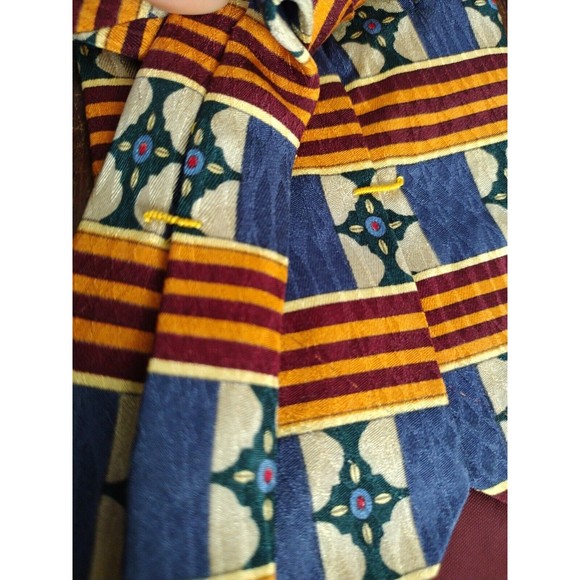 100% Silk Necktie Made USA Blue Cream Orange Red Geometric Stripe XMI Me… - Picture 10 of 11